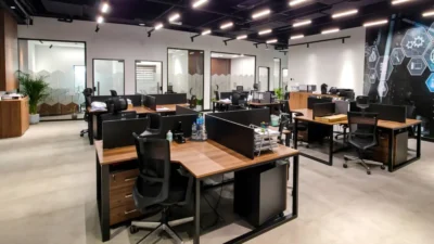 Iconic office furniture completed projects. Modern ,Smart , luxury and Innovative workstation from Iconic office Furniture Dubai. Office interiors and fit outs